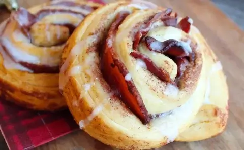 Bacon Cinnamon Rolls