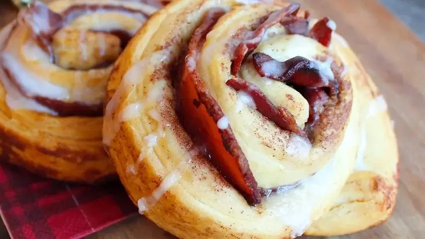 Bacon Cinnamon Rolls