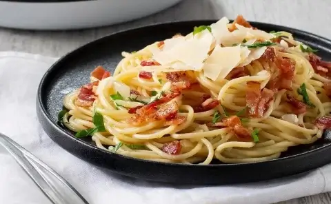 Bacon & Garlic Pasta